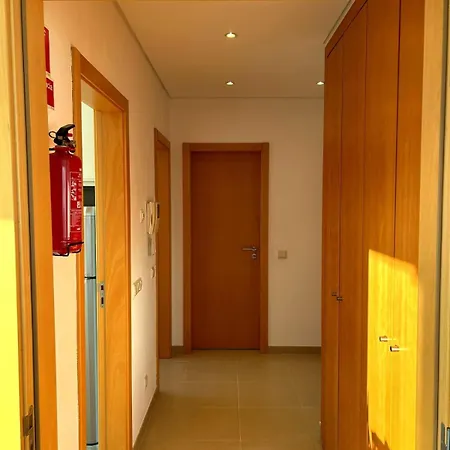 Apartment Modern House In Albufeira